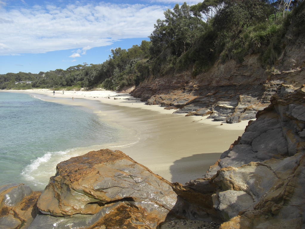 Marazul Paradise Beach House- Panoramic Ocean Views Vincentia Bagian luar foto