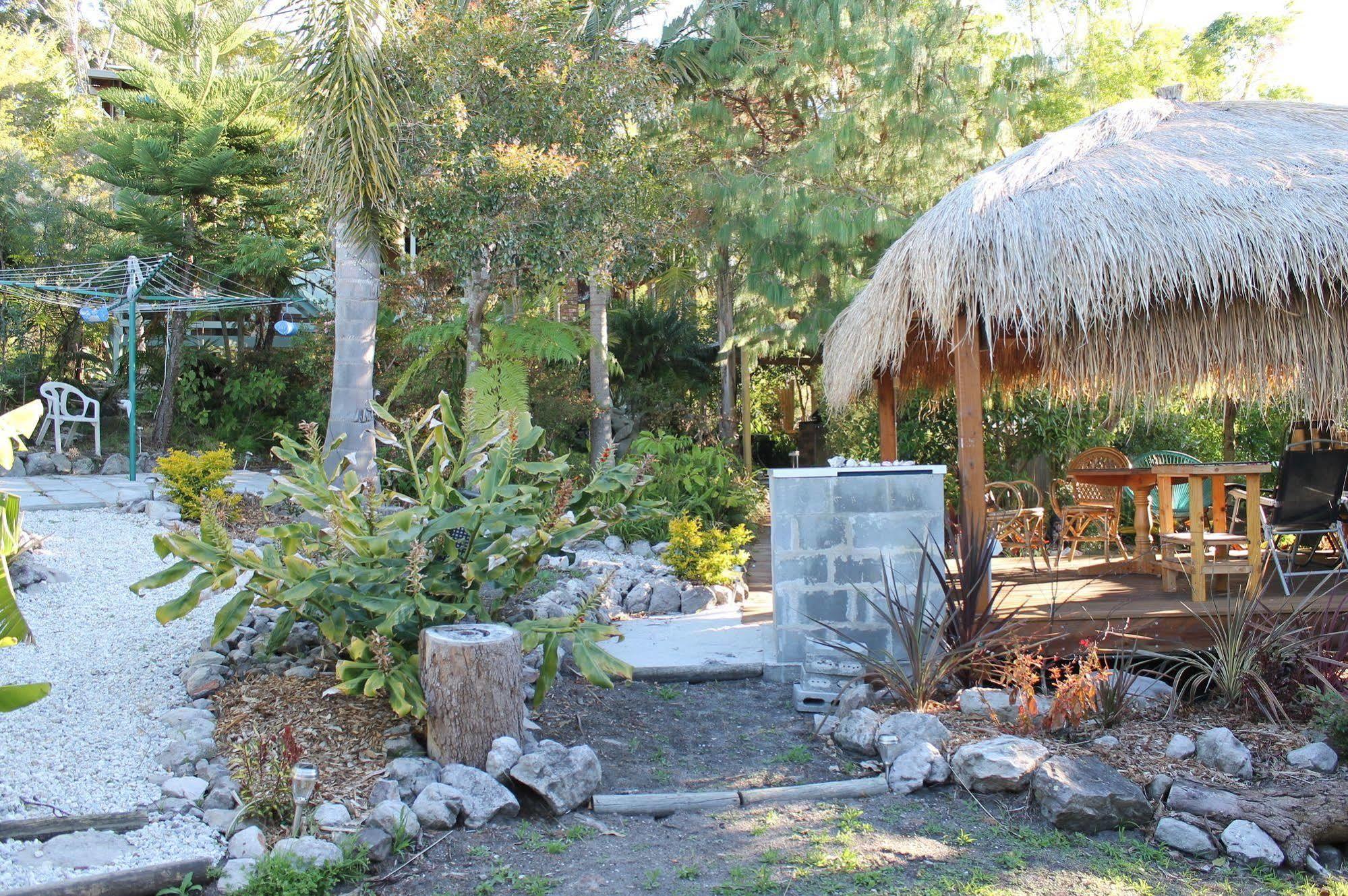 Marazul Paradise Beach House- Panoramic Ocean Views Vincentia Bagian luar foto